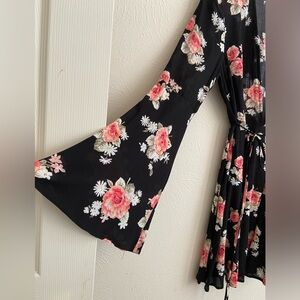 deep plunge neck long bell sleeve semi sheer forever 21 medium boho